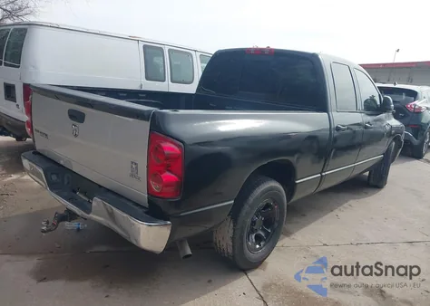 2008 Dodge Ram 1500 Slt z USA, uszkodzony, nr VIN 1D7HA18228S631625